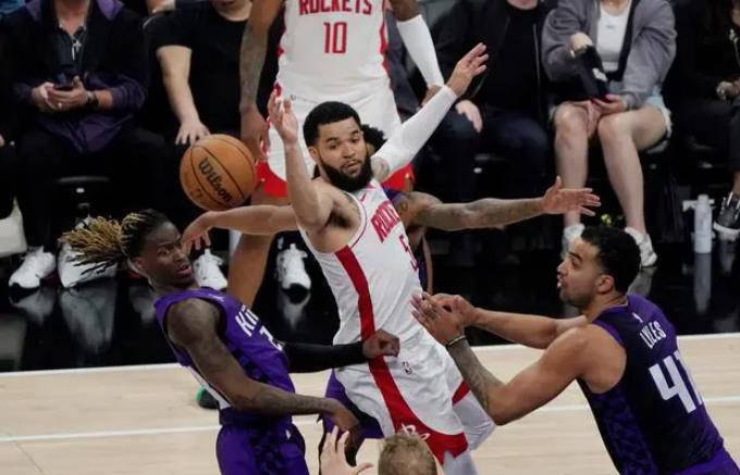 半岛体育直播-神秘新援突然出现，球队实力暴涨