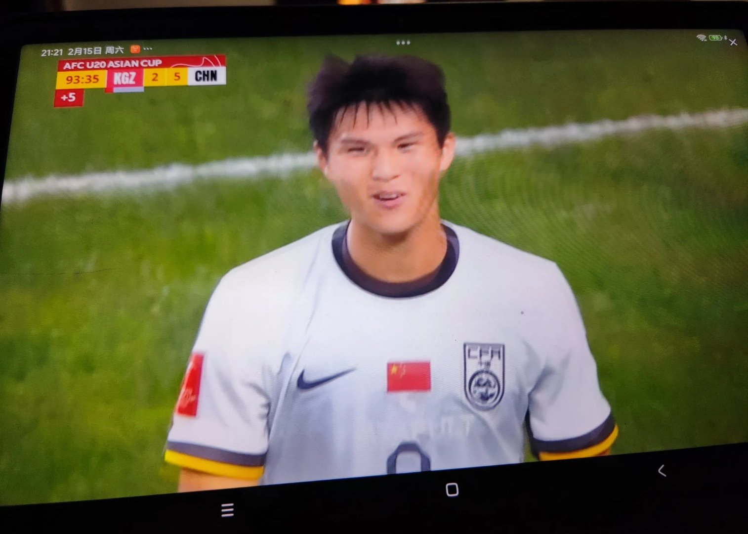 对手犯错频频！球队抓住机会实现逆转！