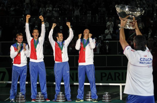 德国自行车队队员力压群雄,登上冠军领奖台的简单介绍 德国自行车队队员力压群雄,登上冠军领奖台的简单介绍