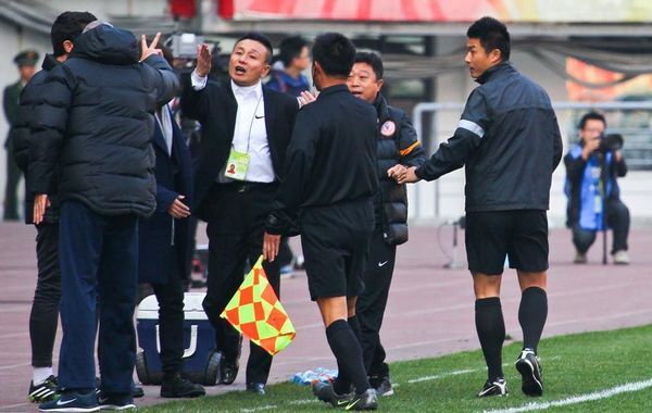 半岛体育新闻-包含华南之争:恒大与富力争夺龙腾之位的词条