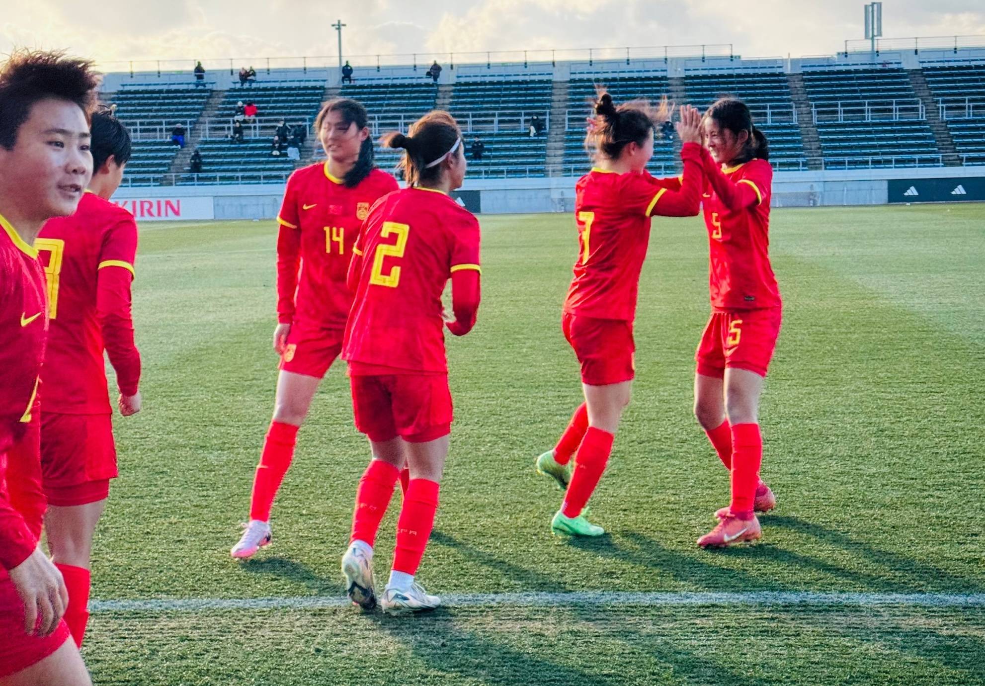 关于历史时刻!中国女足创造新纪录的信息 关于历史时刻!中国女足创造新纪录的信息