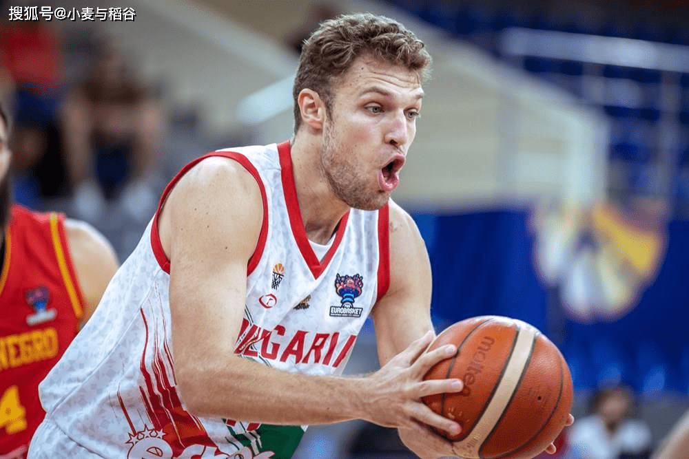 半岛体育投注-保加利亚队在比赛中表现抢眼,晋级领跑