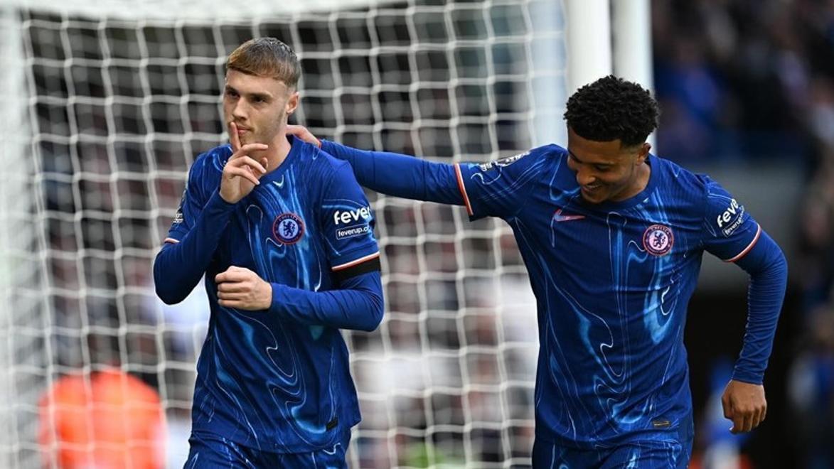 半岛体育网站入口-曼城对阵阿森纳,英超豪门对话