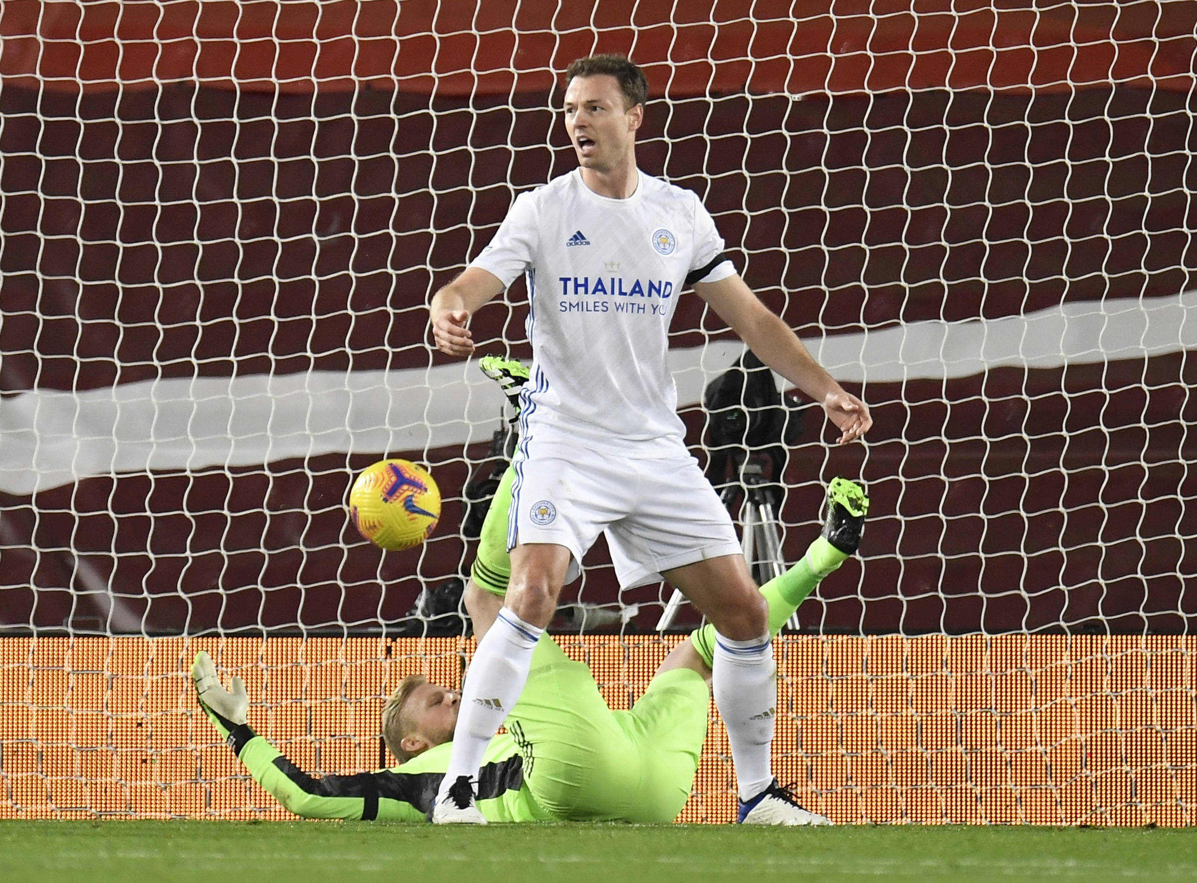 半岛体育地址-莱斯特城后防组合更换,效果显著的简单介绍