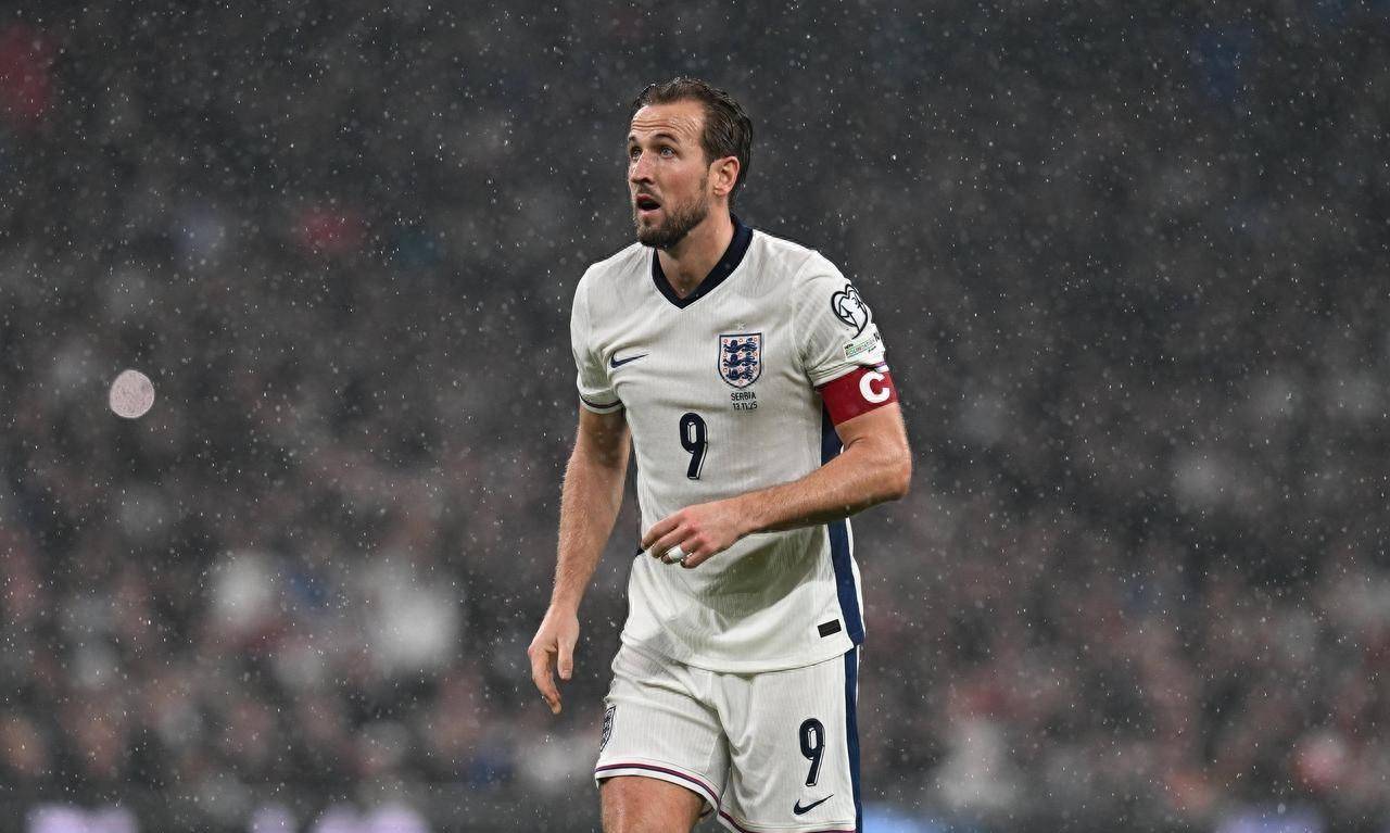 英格兰队轻松取胜,凯恩梅开二度破门 英格兰队轻松取胜,凯恩梅开二度破门