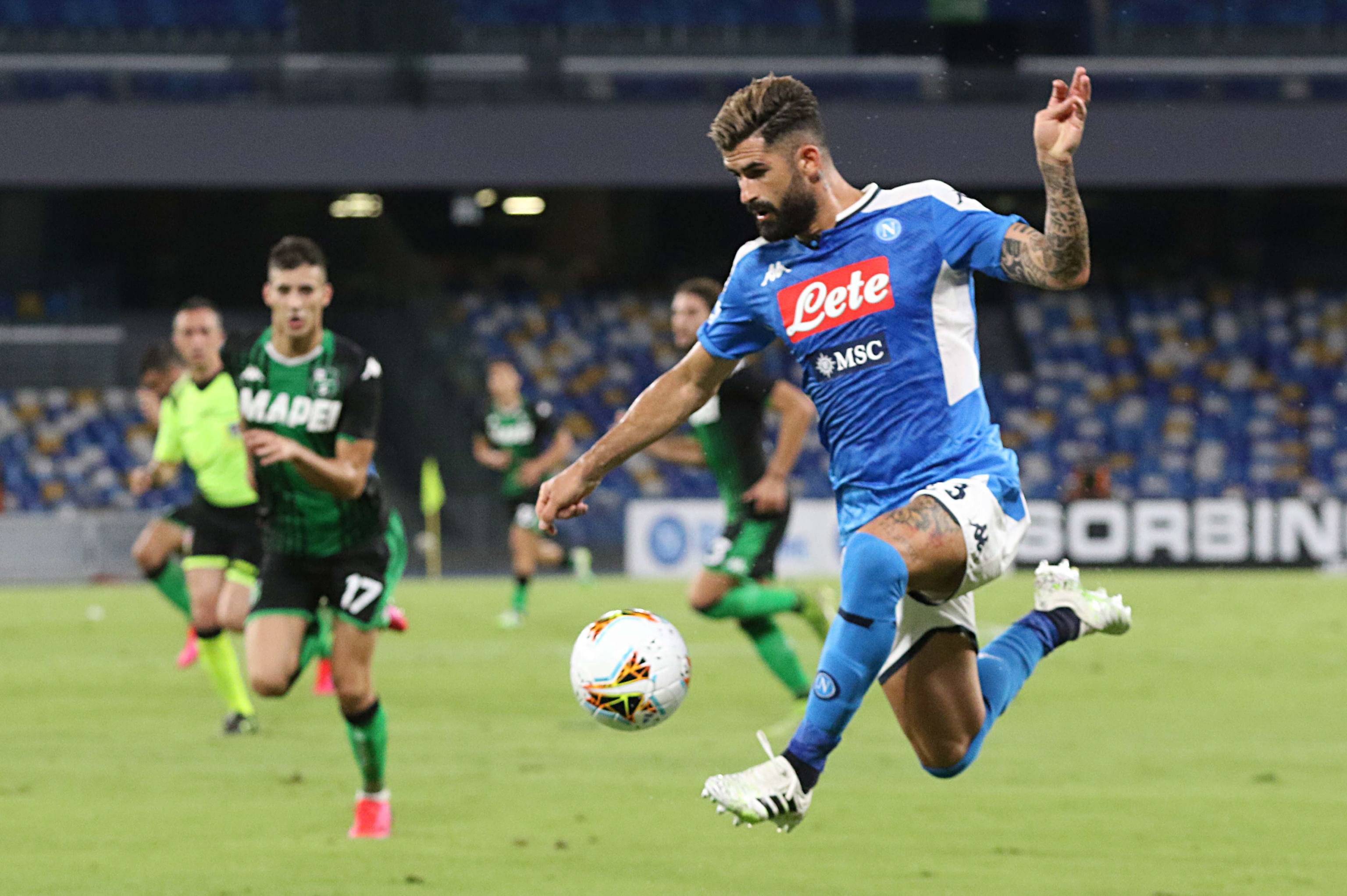 半岛体育网站-关于热刺客场逼平热刺，保级形势有所改善的信息